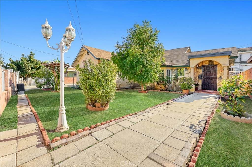 2518 Falling Leaf Avenue - Photo 1