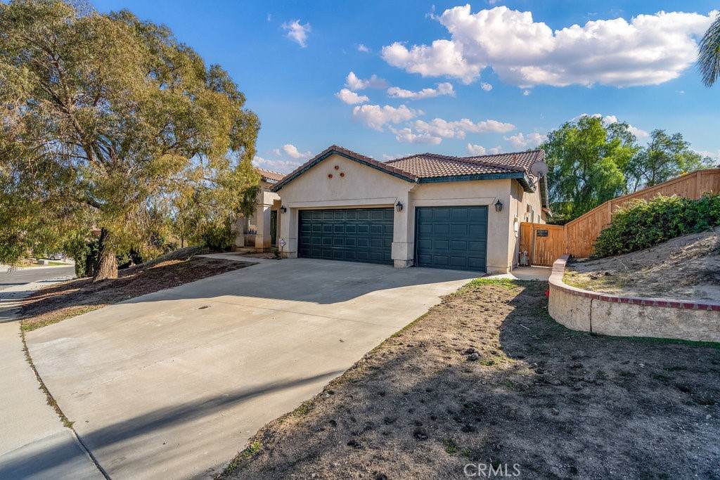 22495 Country Crest Drive - Photo 1