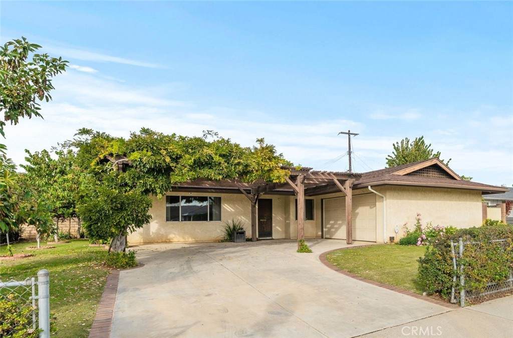 503 Payson Street - Photo 1
