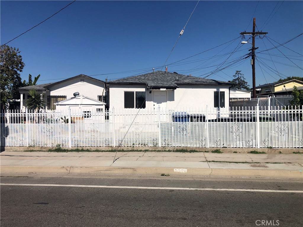 2221 Exposition Boulevard - Photo 1