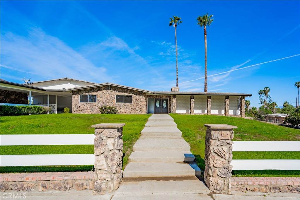 5953 Grand Avenue - Photo 1