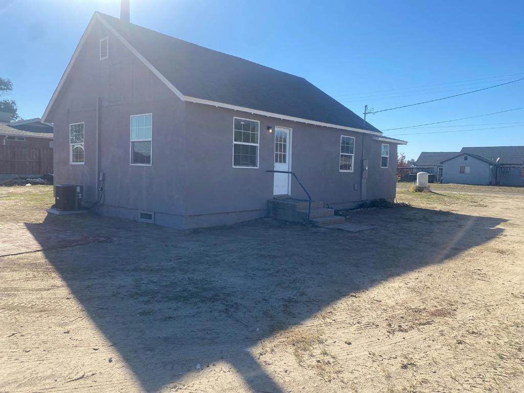 2616 Stella Street - Photo 1