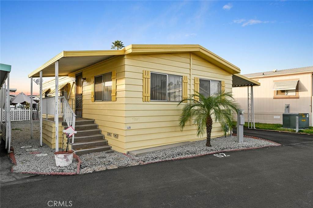 2717 Arrow Hwy - Photo 1