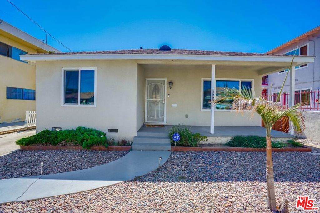 4722 118Th Street - Photo 1