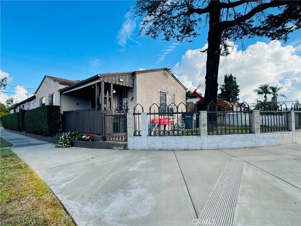 4301 Agnes Avenue - Photo 1