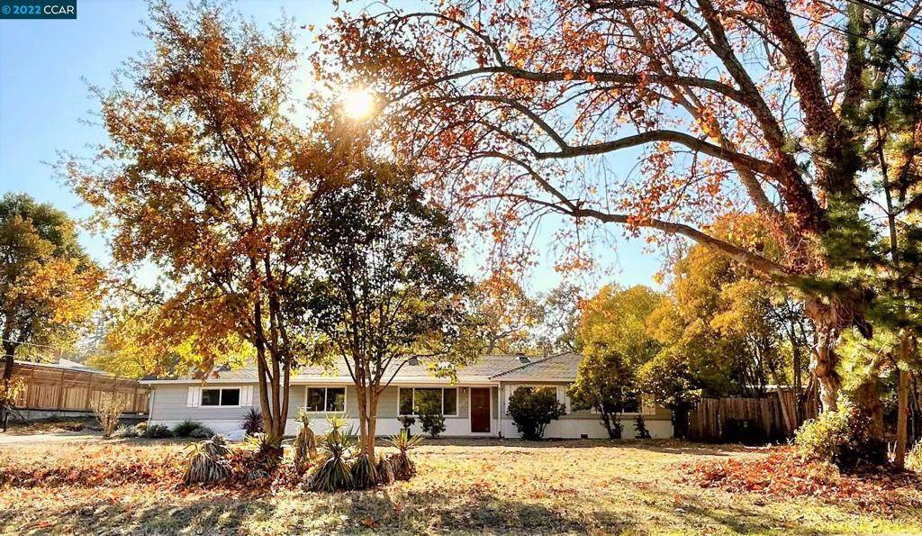 182 La Questa Dr - Photo 1