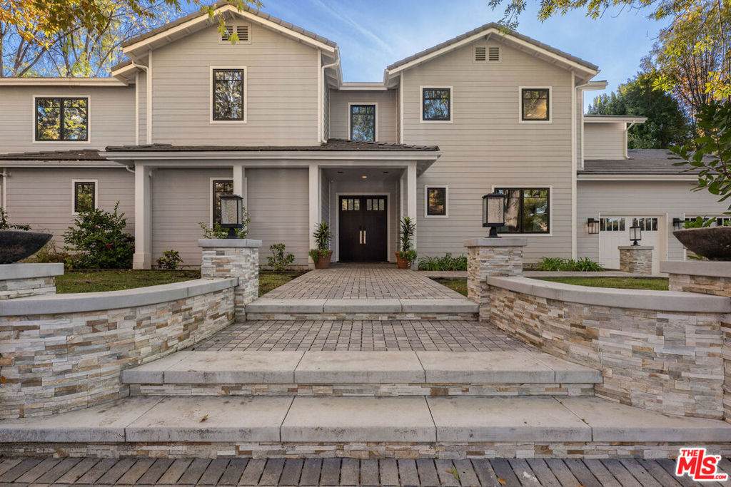 19200 Rosita Street - Photo 1