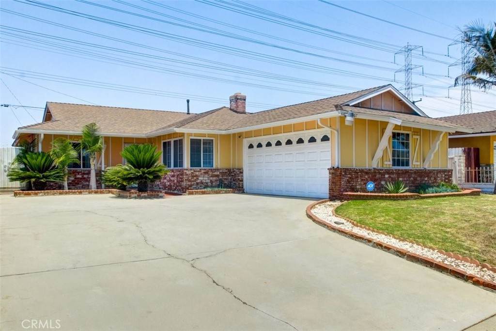 467 169th Street - Photo 1