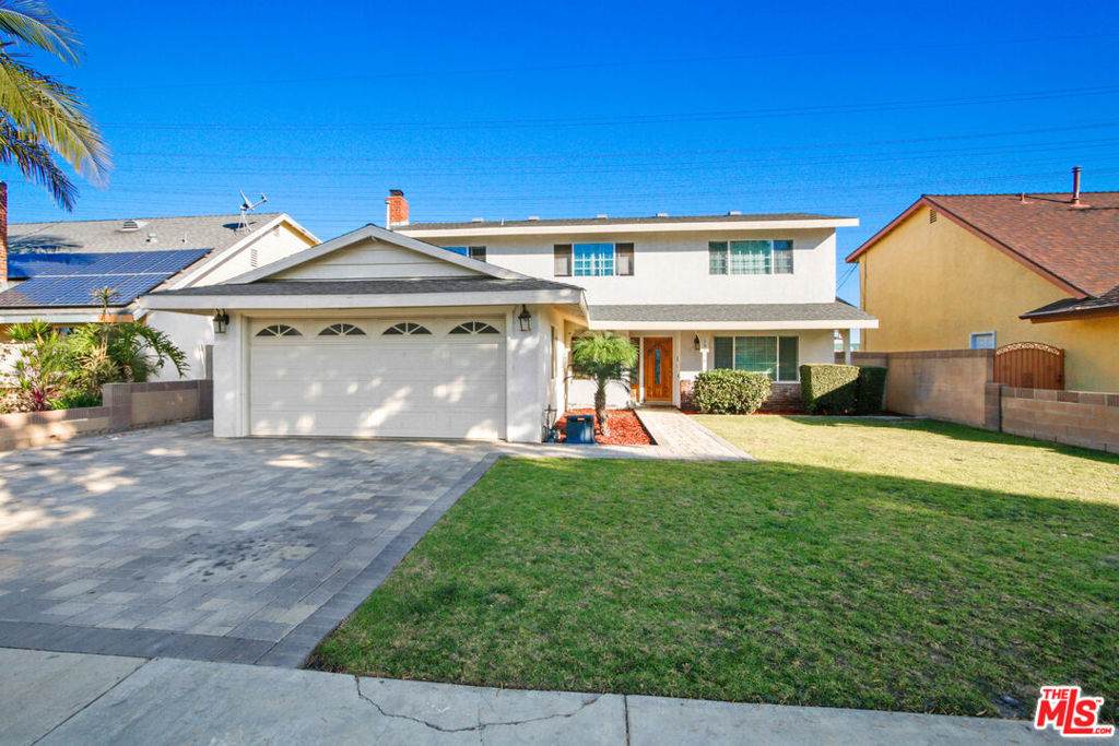 15518 Gundry Avenue - Photo 1