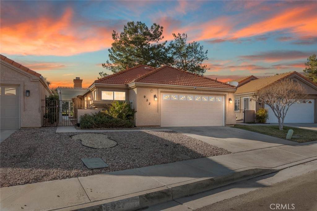 952 Bergamo Avenue - Photo 1