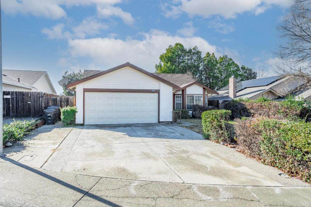 4828 Propitious Court - Photo 1