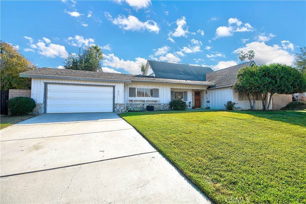 5910 Intervale Drive - Photo 1