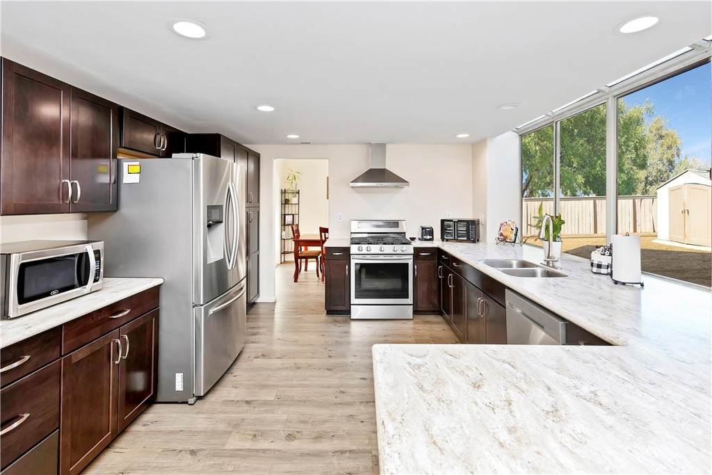 713 Cleghorn Drive - Photo 1