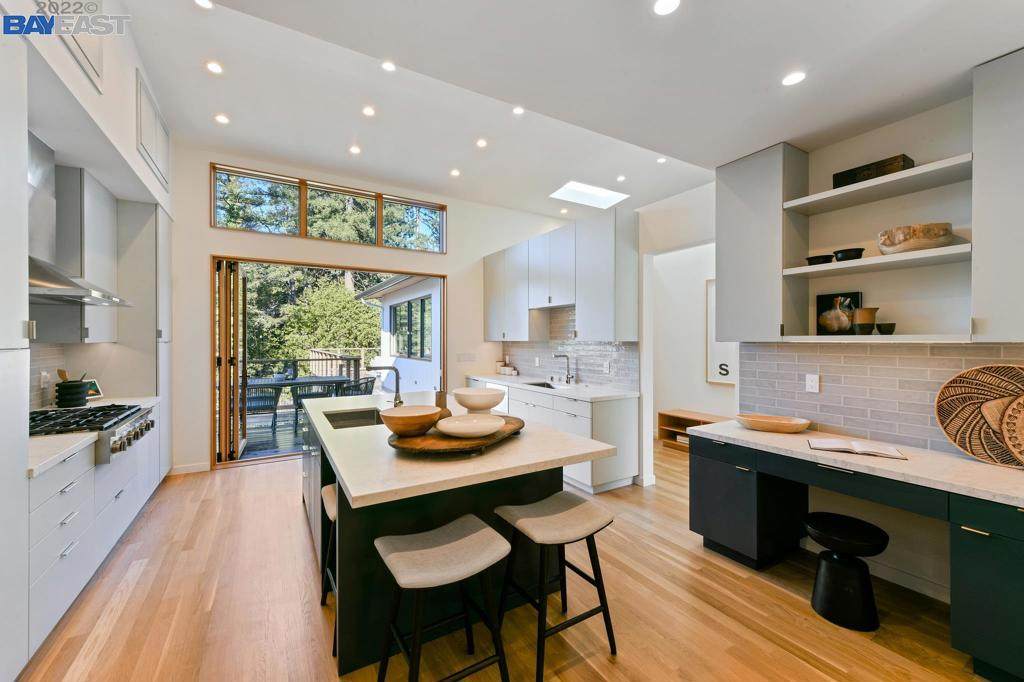 2241 Glen Avenue - Photo 1