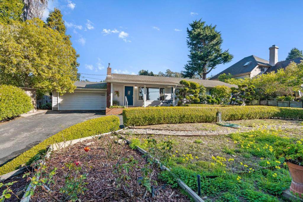 21 Alta Drive - Photo 1