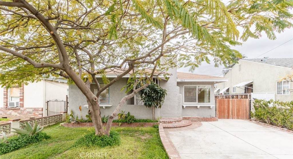 907 Brand Boulevard - Photo 1