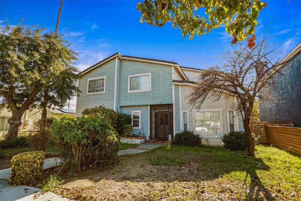 16322 Parthenia Street - Photo 1