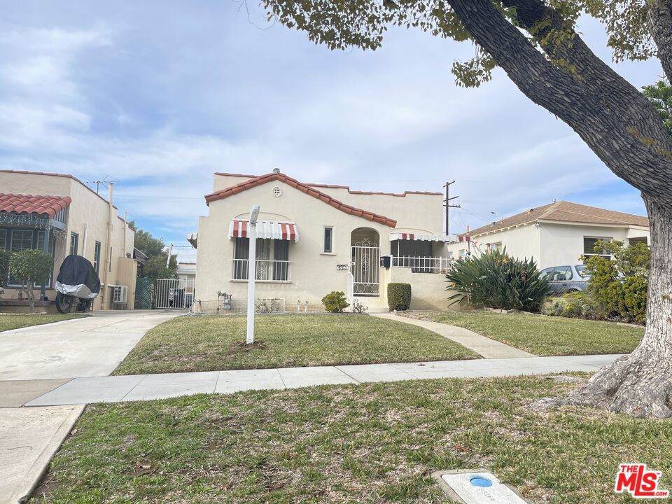 653 Orange Grove Avenue - Photo 1
