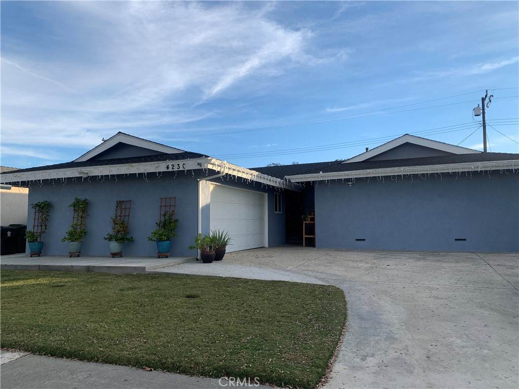 4230 Hill Avenue - Photo 1