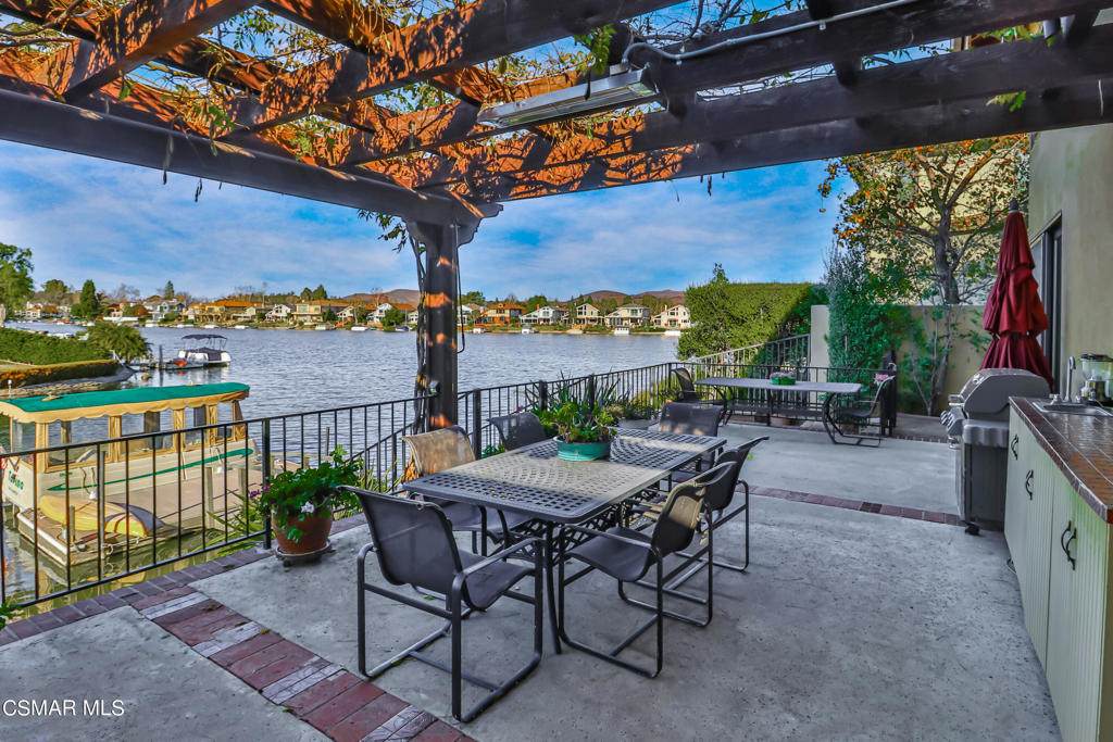 2419 Topsail Circle - Photo 1