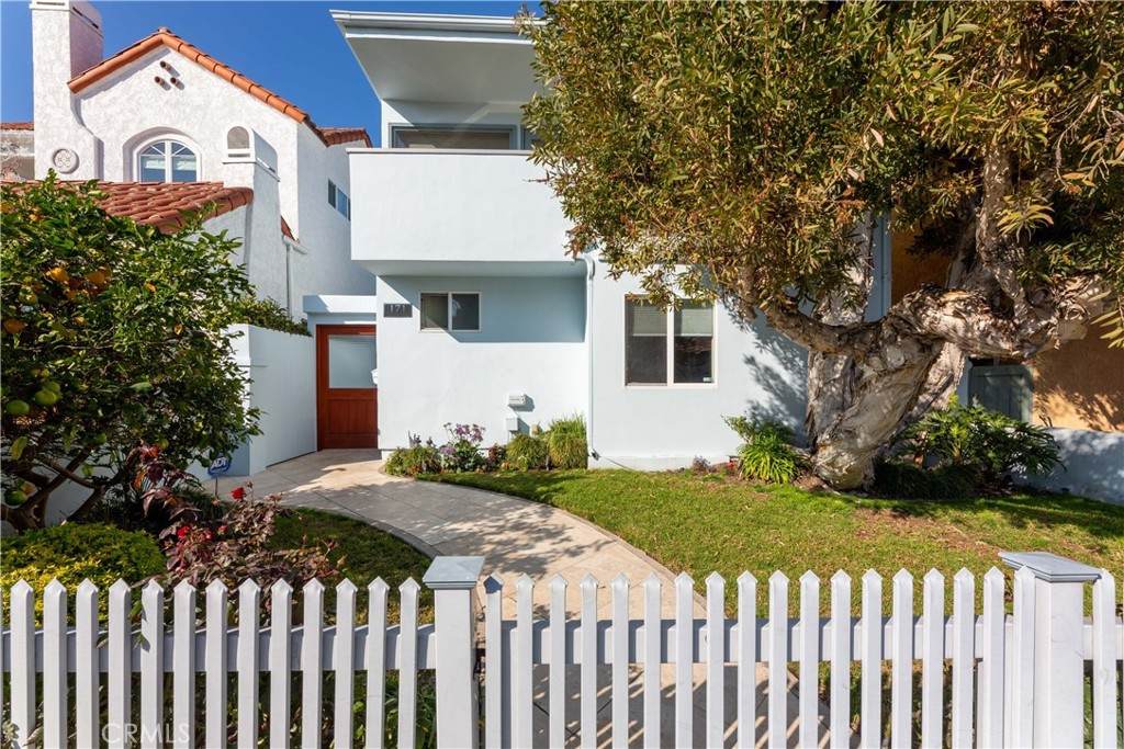 171 Santa Ana Avenue - Photo 1