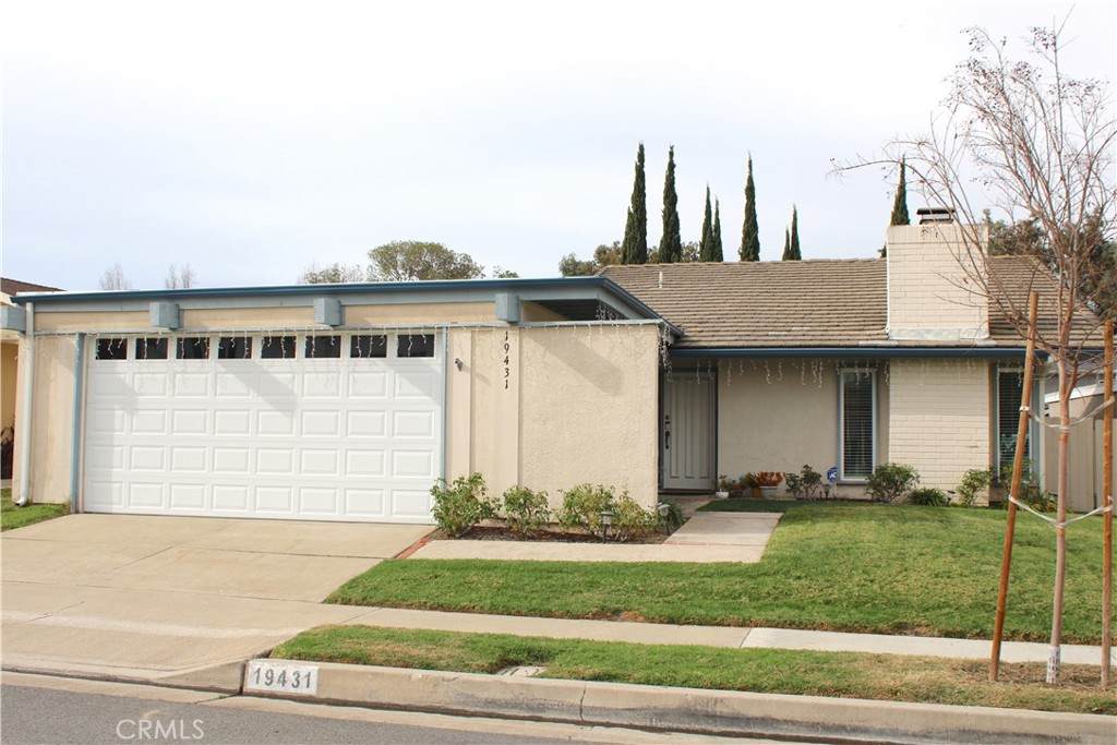 19431 Sierra Luna Road - Photo 1