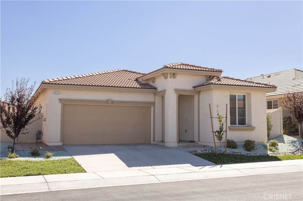 1623 Rosemary Gardens - Photo 1