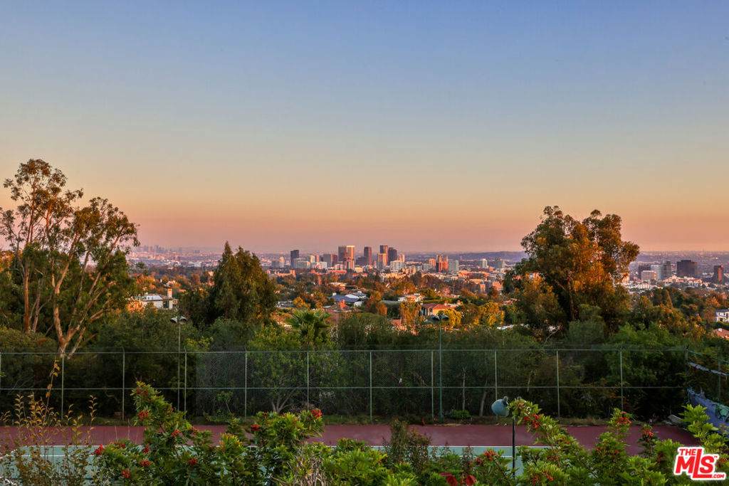 792 Linda Flora Drive - Photo 1