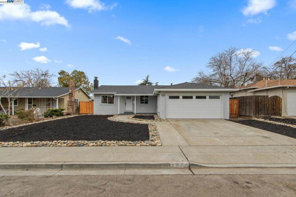1068 Coronado Way - Photo 1