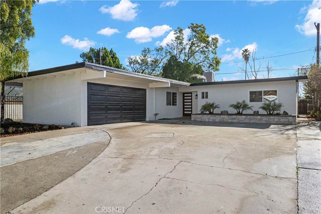 13420 Oscar Street - Photo 1