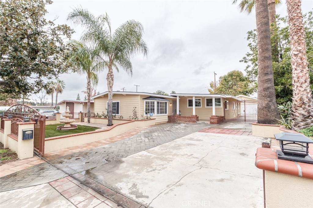 311 Cataract Avenue - Photo 1
