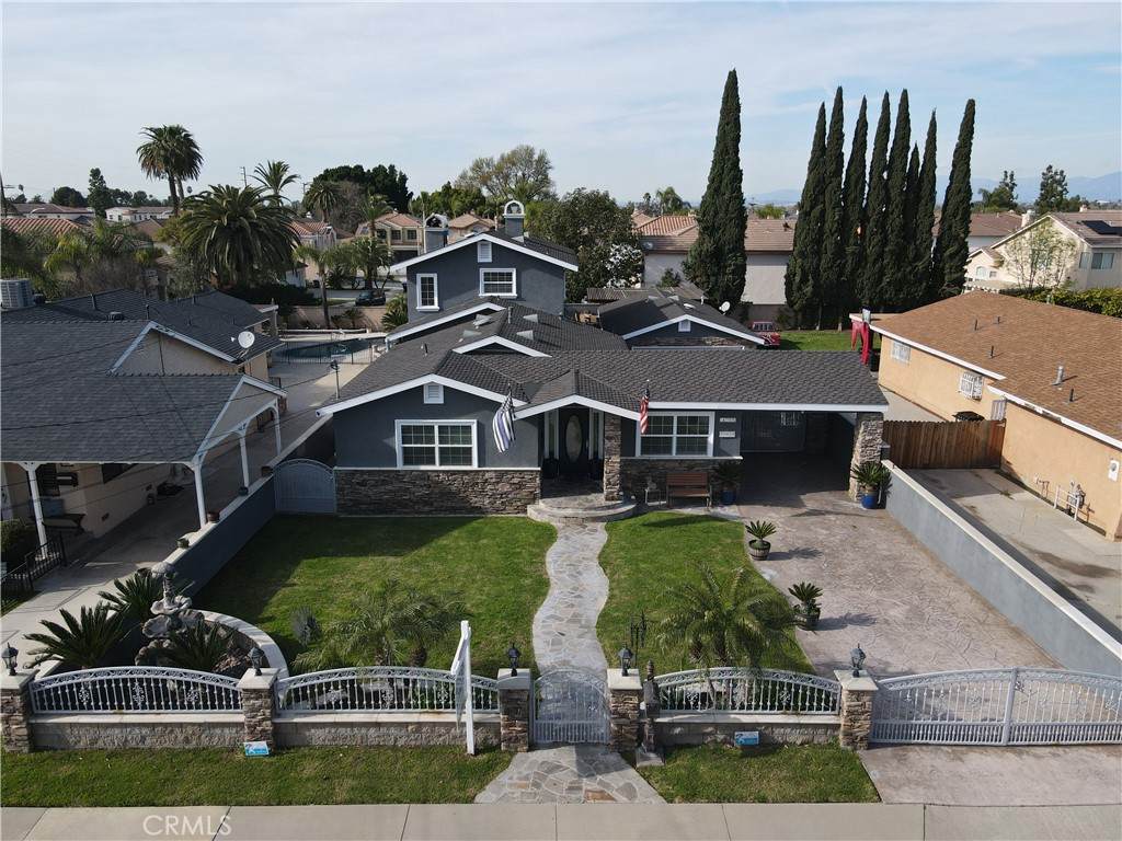 10923 Ceres Avenue - Photo 1