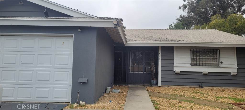 9033 Hazeltine Avenue - Photo 1