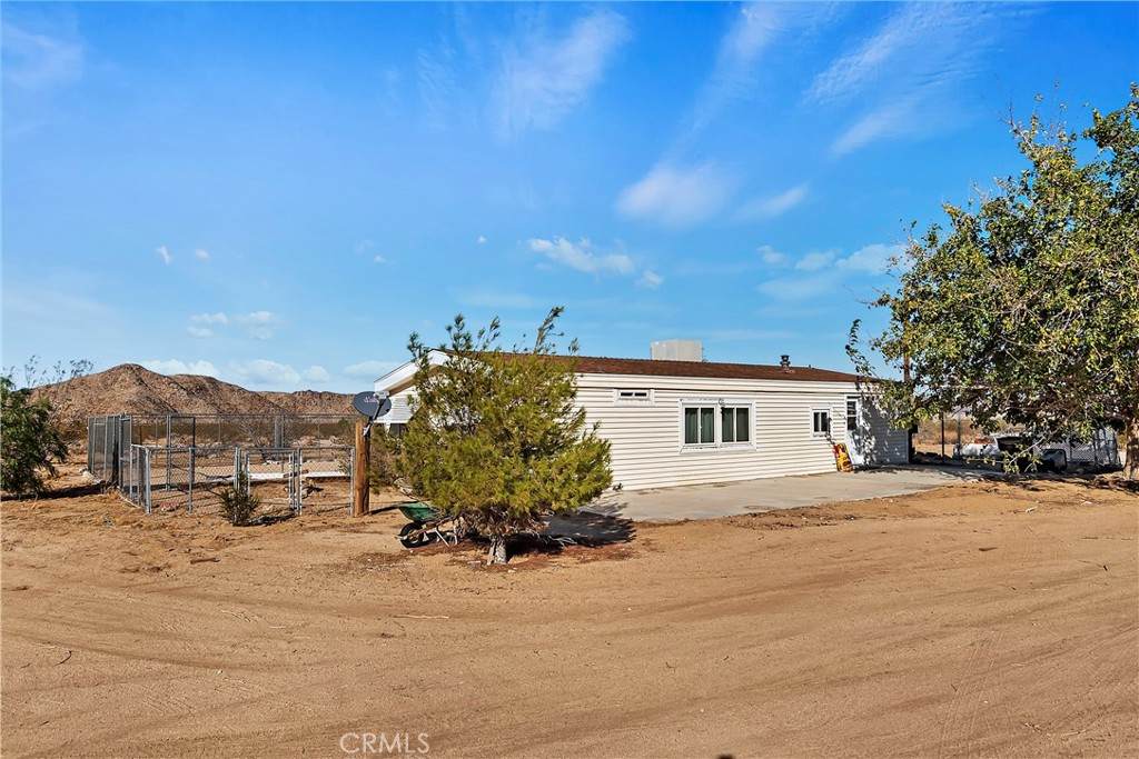 63253 Broadway - Photo 1