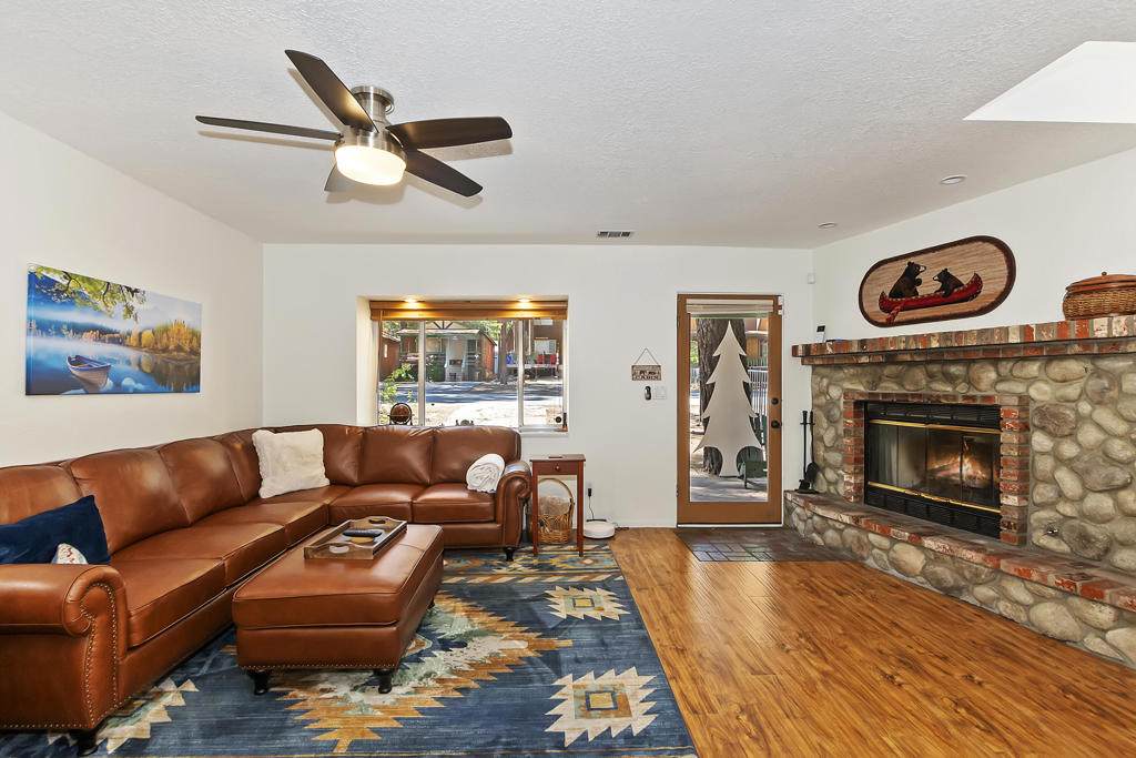 42534 La Cerena Avenue - Photo 1