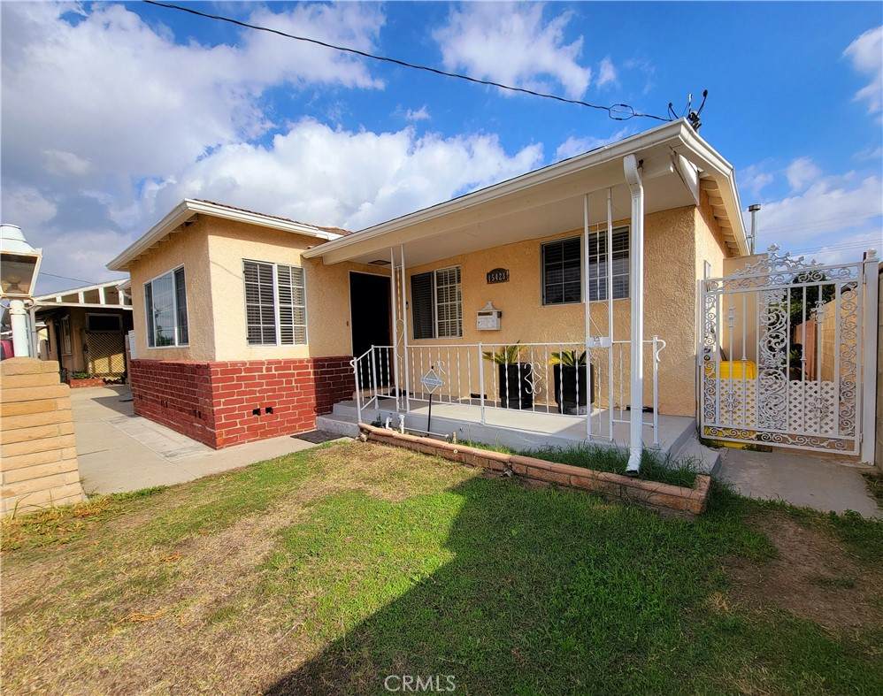 15428 Longworth Avenue - Photo 1