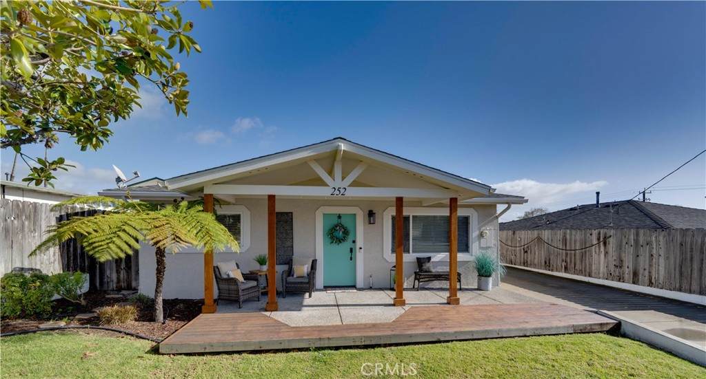 252 8th Street - Photo 1