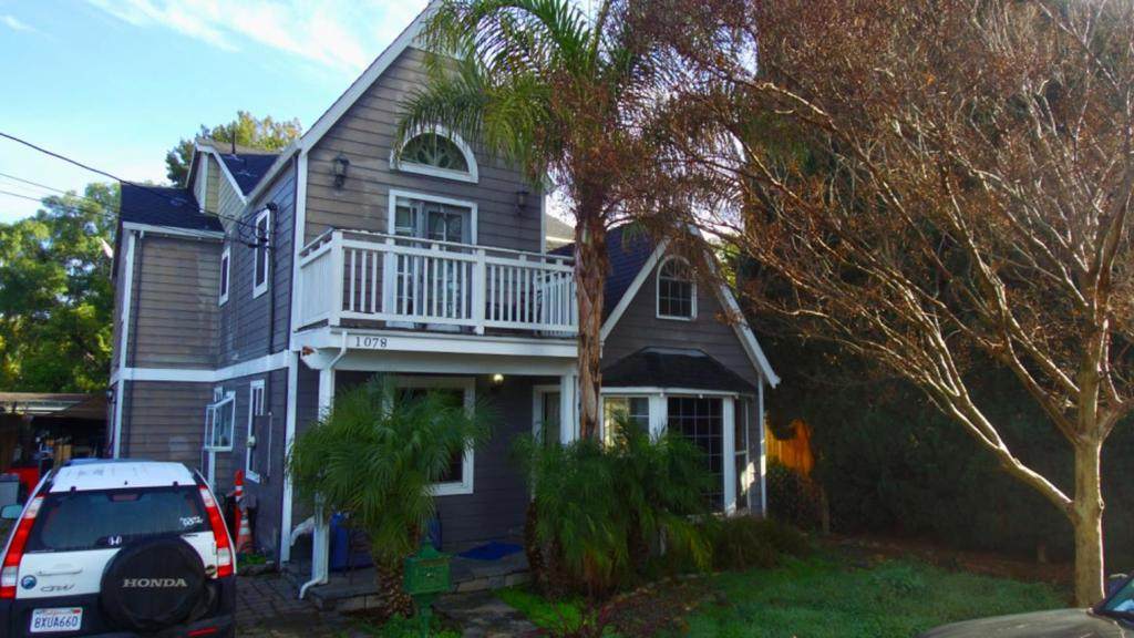 1078 Delno Avenue - Photo 1