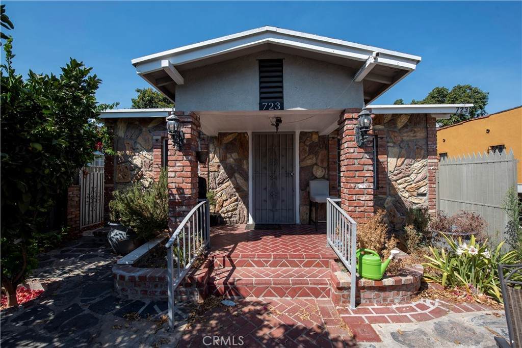 723 73rd Street - Photo 1