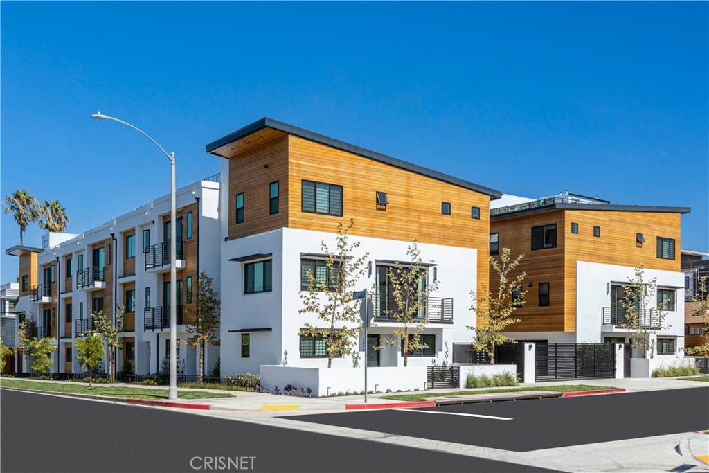 1565 Hi Point Street - Photo 1
