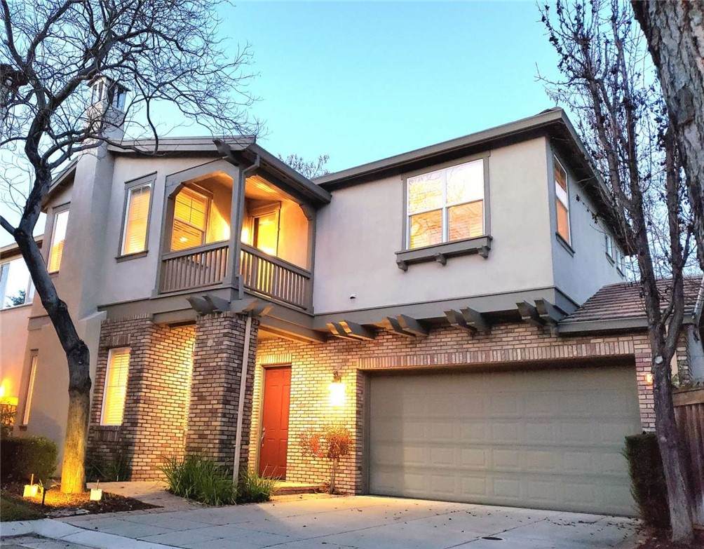 2107 Gullane Way - Photo 1