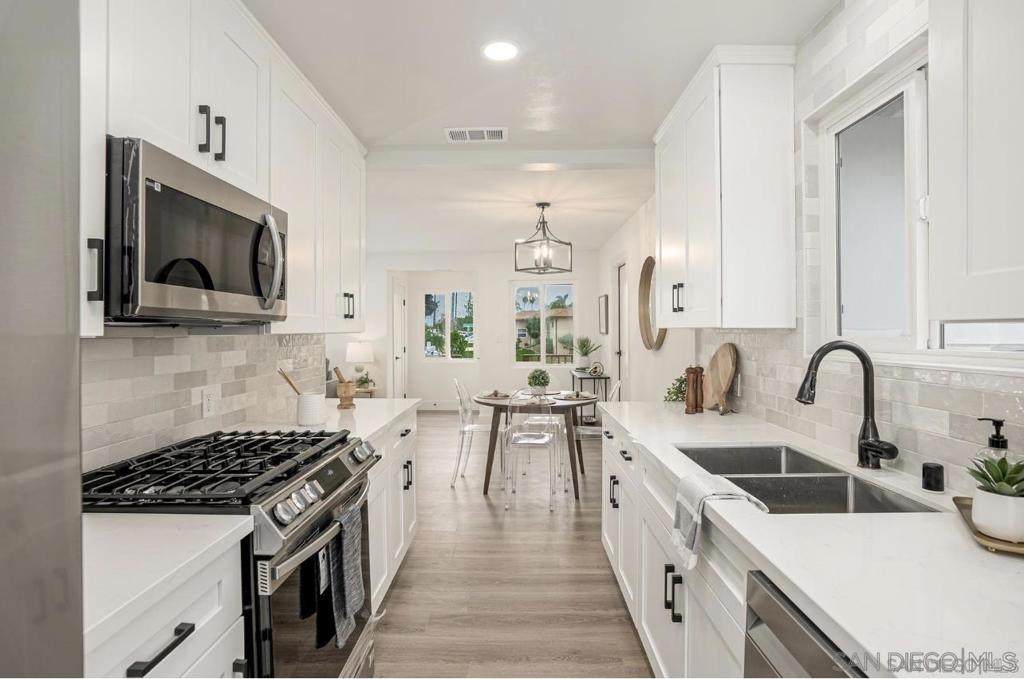 1238 Laguna St - Photo 1