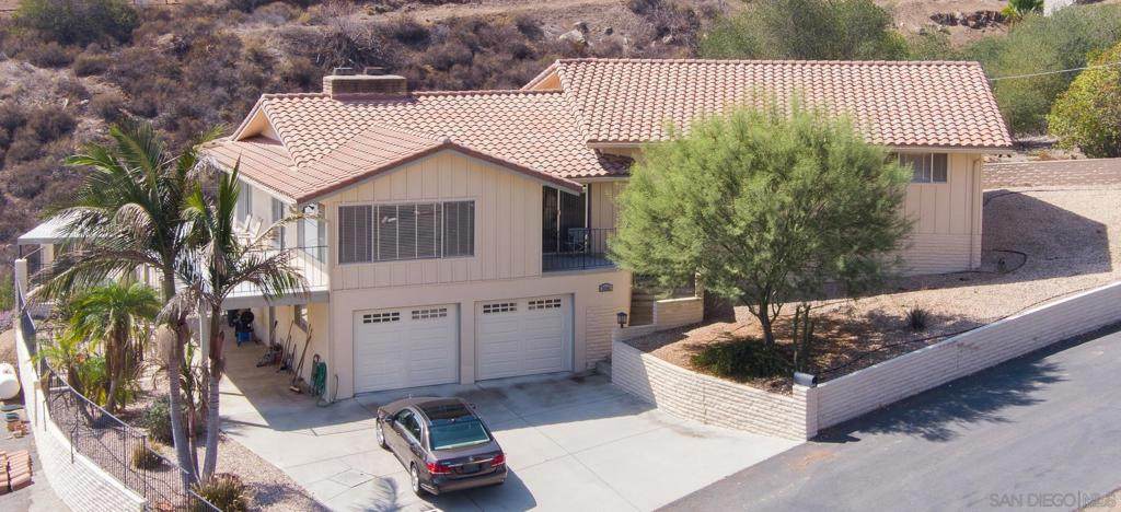 3205 Don Rolando - Photo 1