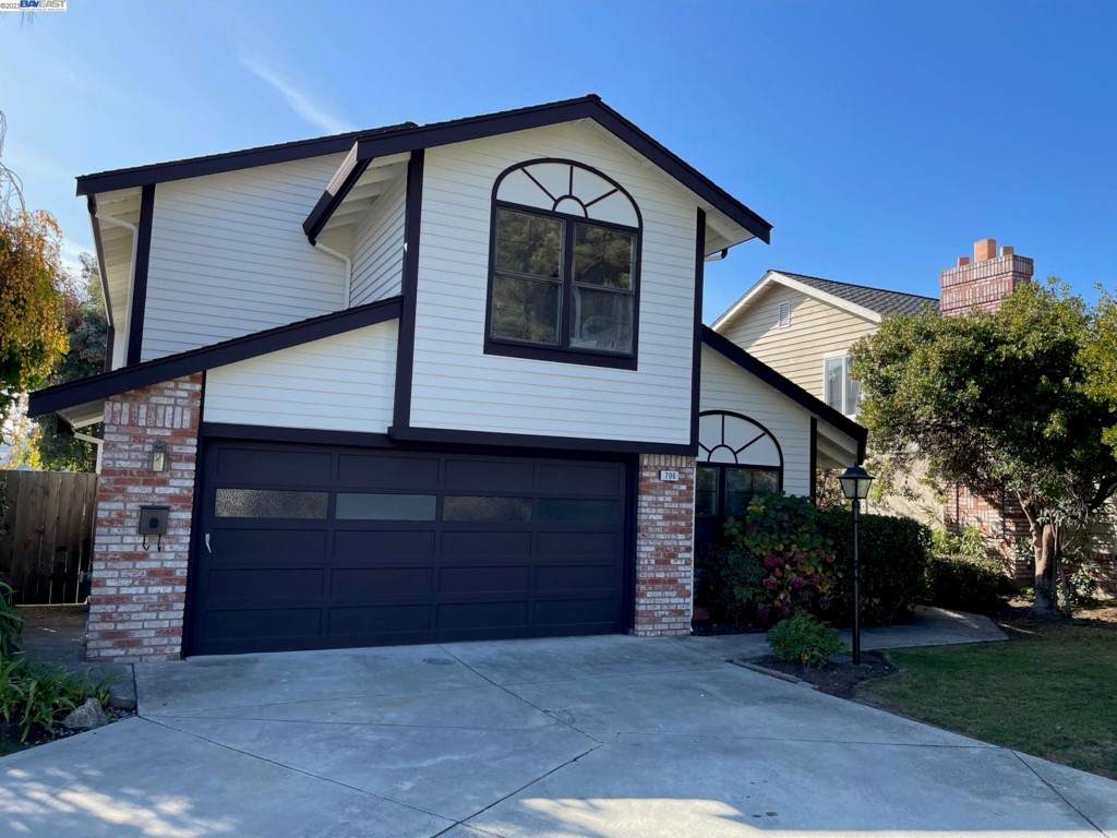 706 Widgeon St - Photo 1