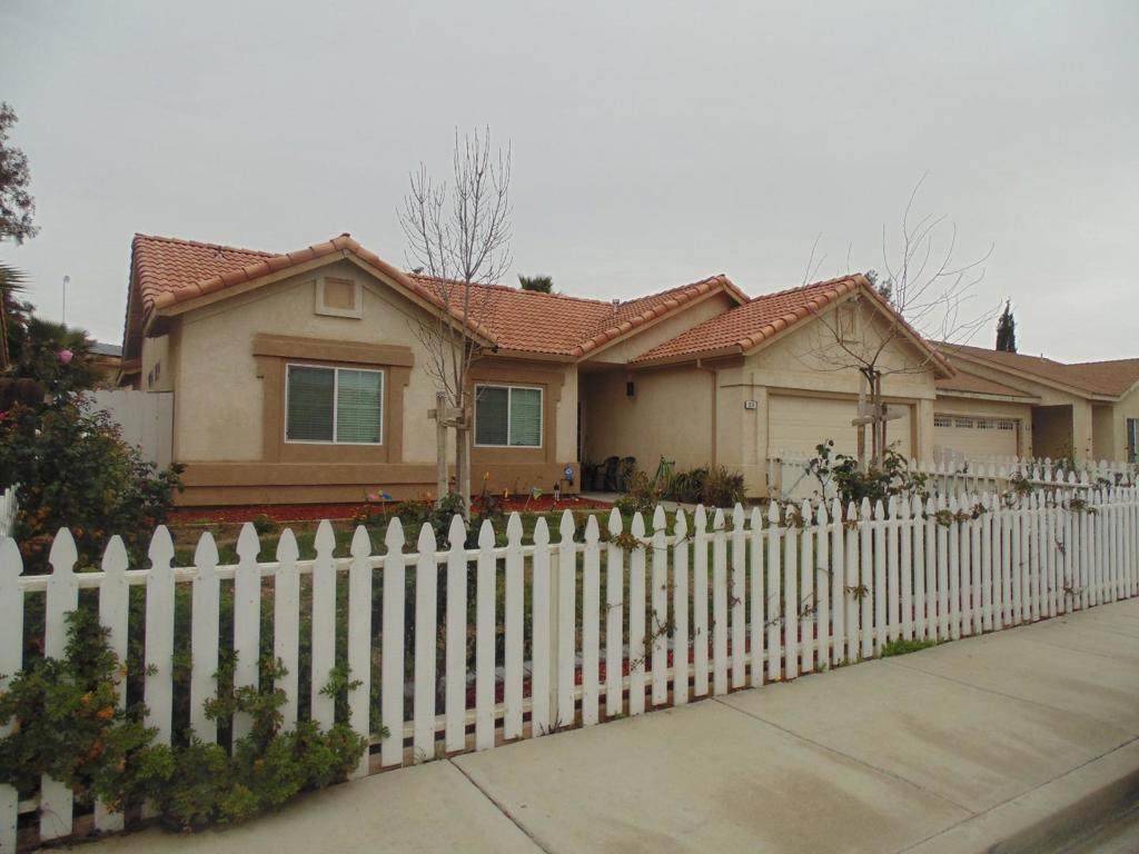814 El Pinal Lane - Photo 1