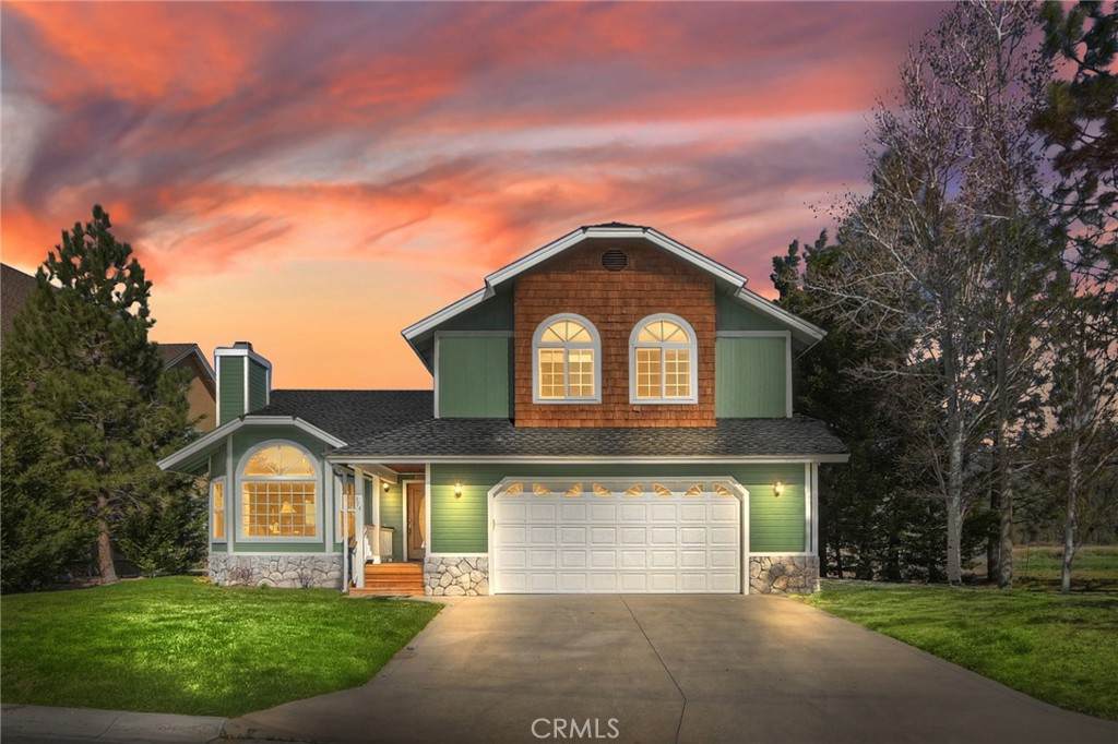 374 Meadow Circle - Photo 1