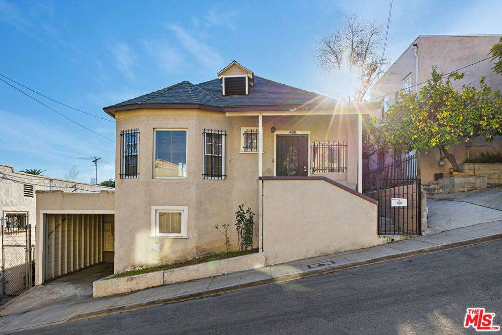 1480 Galveston Street - Photo 1
