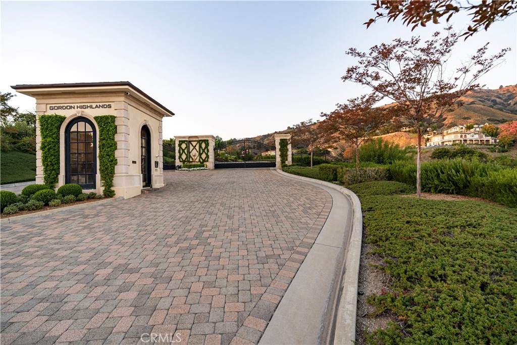 https://bt-photos.global.ssl.fastly.net/socal/orig_boomver_1_370764022-1.jpg