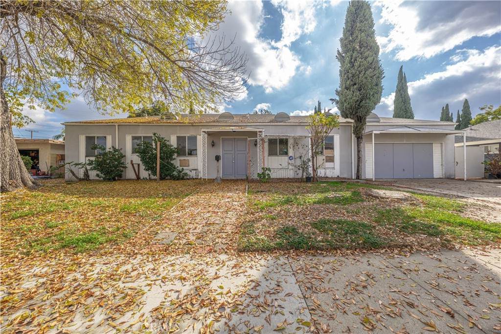 1224 Live Oak Court - Photo 1