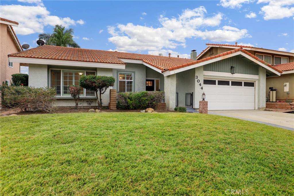 3044 Mountain Top Drive - Photo 1